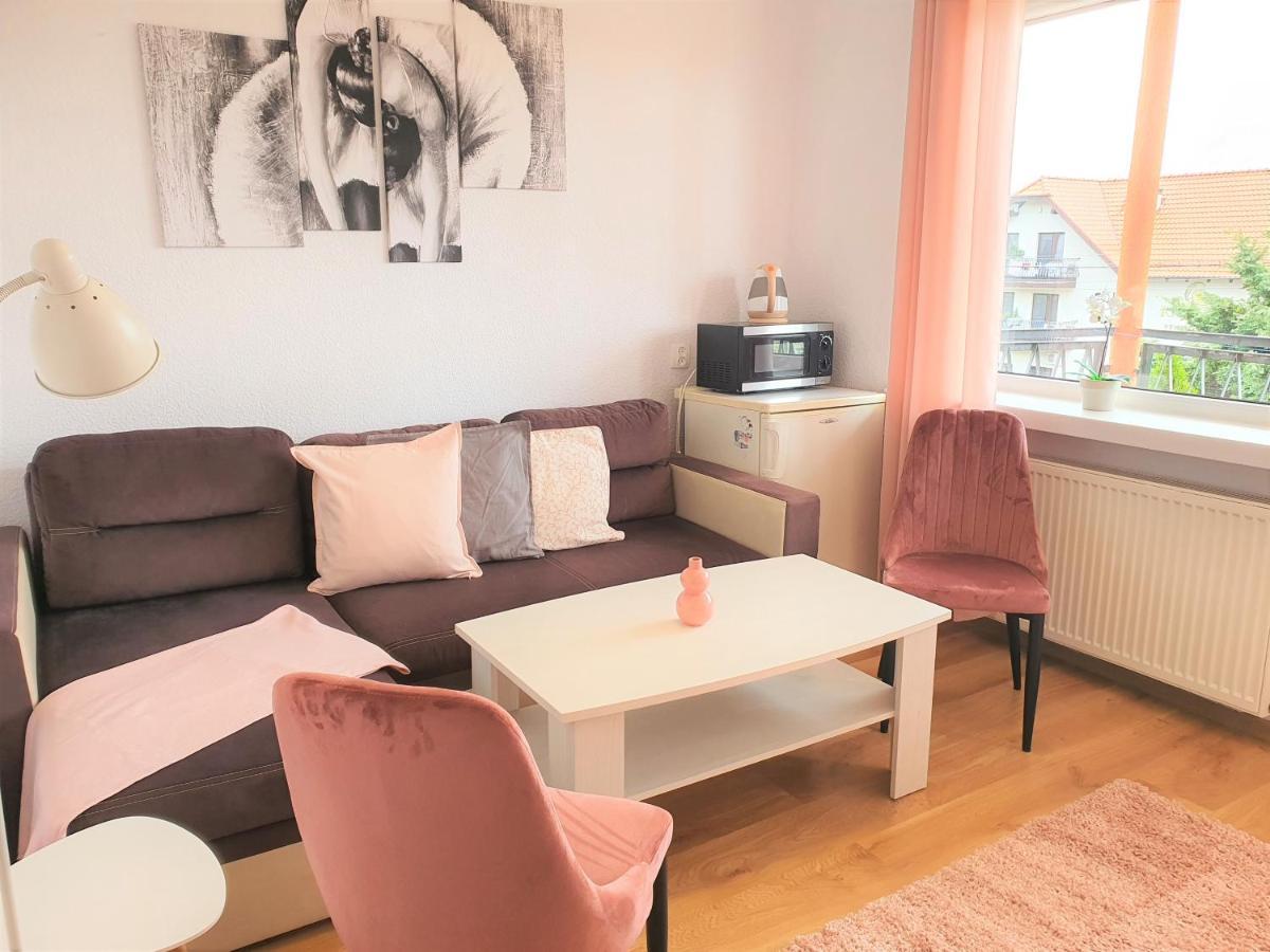 Dom Goscinny Marta - Pokoje, Apartamenty, Domki 크리니차 모르스카 외부 사진