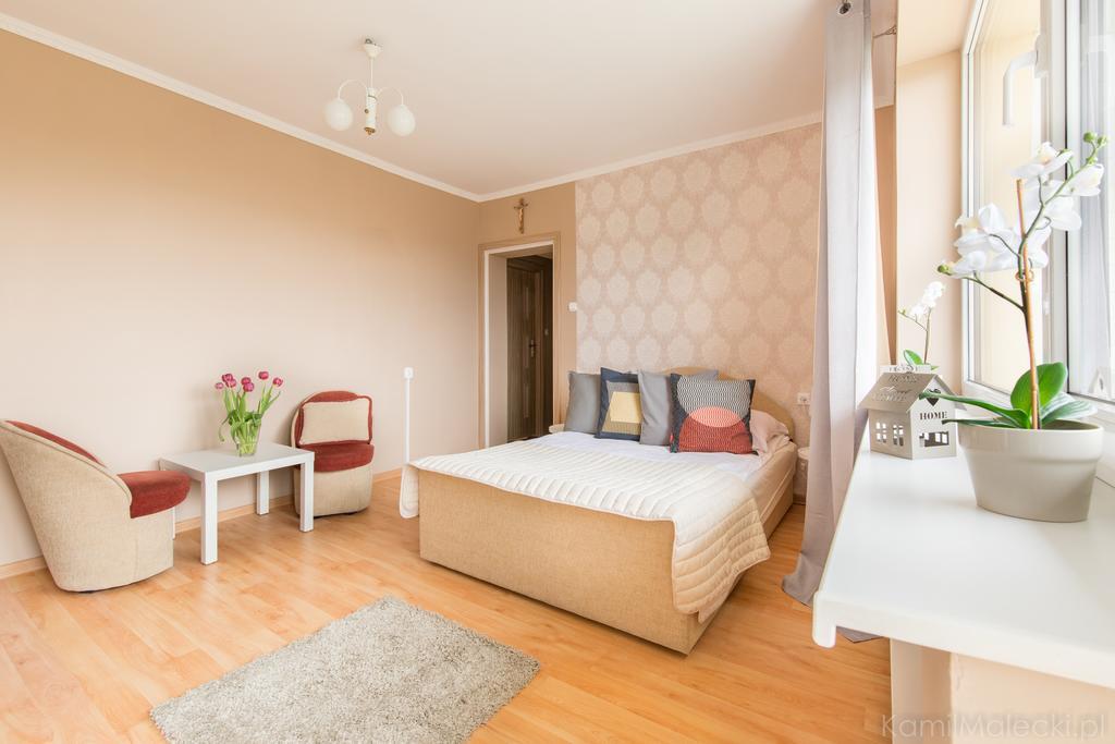 Dom Goscinny Marta - Pokoje, Apartamenty, Domki 크리니차 모르스카 외부 사진